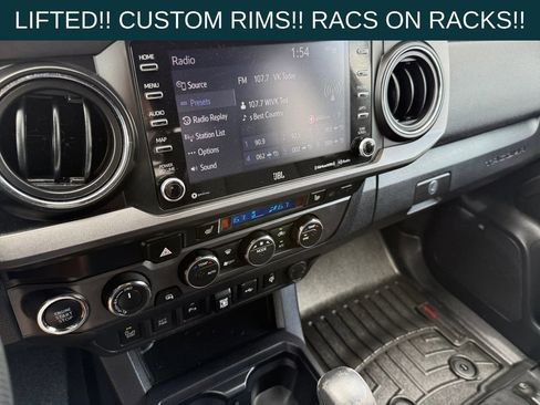 Used 2022 Toyota Tacoma TRD Sport w/ TRD Premium Sport Package image 17