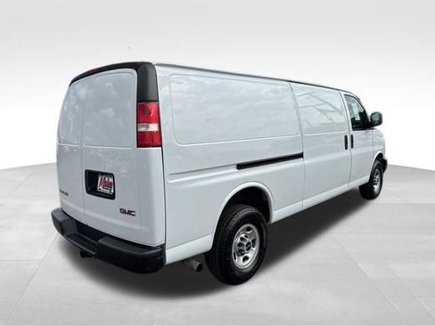Used 2023 GMC Savana 2500 Extended w/ Driver Convenience Package RWD image 4