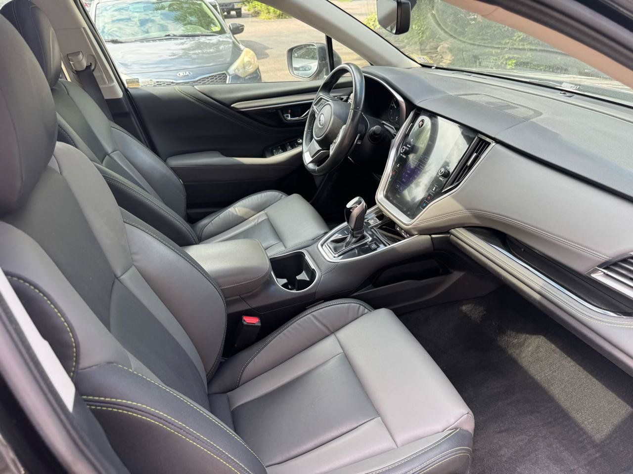 Used 2021 Subaru Outback Onyx Edition XT AWD/4WD image 15