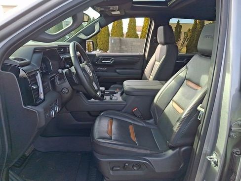 Certified 2023 GMC Sierra 1500 AT4 w/ AT4 Preferred Package image 27