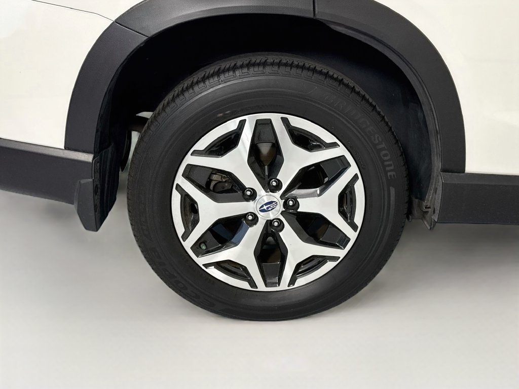 Used 2024 Subaru Forester Premium AWD/4WD image 31