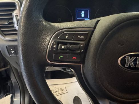 Used 2018 Kia Sportage LX AWD/4WD image 11