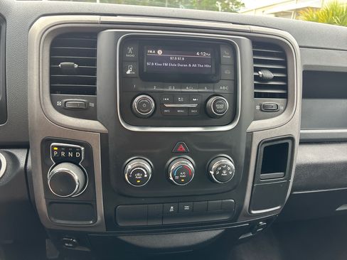 Used 2018 RAM 1500 Express w/ Express Value Package image 16