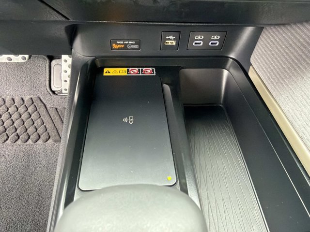 Used 2026 Toyota Camry SE w/ Convenience Package FWD image 30