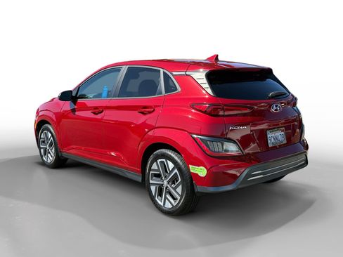 Used 2022 Hyundai Kona Limited FWD image 3