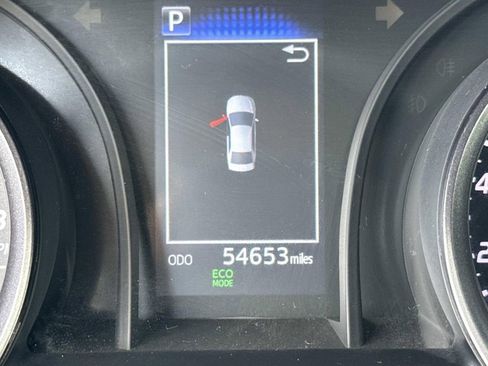 Used 2024 Toyota Camry SE image 36