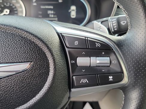 Certified 2023 Genesis G70 2.0T AWD/4WD image 10