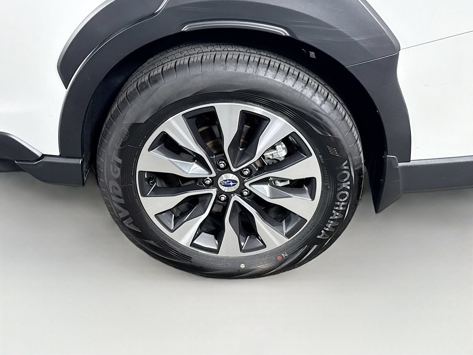 Used 2024 Subaru Outback Touring AWD/4WD image 9
