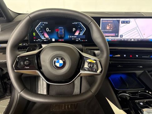 Certified 2026 BMW 530i w/ Premium Package RWD image 18