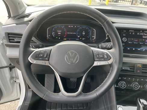 Used 2023 Volkswagen Taos SEL image 16