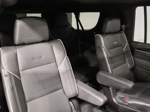 Certified 2023 Cadillac Escalade ESV Sport w/ LPO, ONYX Package AWD/4WD image 23