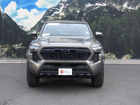 Certified 2024 Toyota Tacoma TRD Off-Road w/ TRD Off Road Premium Package AWD/4WD image 5