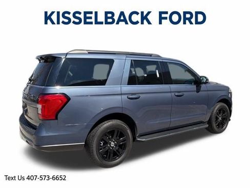 Certified 2023 Ford Expedition XLT image 3
