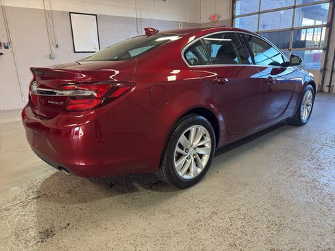 Used 2016 Buick Regal Premium FWD image 6