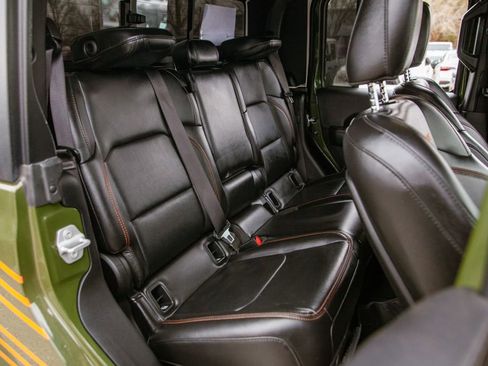 Used 2022 Jeep Gladiator Mojave w/ Trailer Tow Package image 12