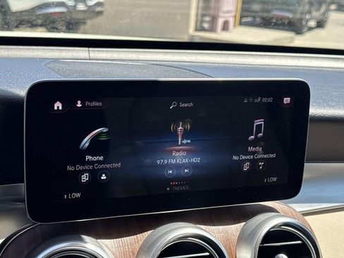 Used 2022 Mercedes-Benz GLC 300 image 13