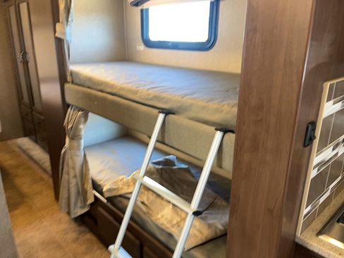 Used 2017 Ford E-450 and Econoline 450 Super Duty w/ Motorhome Prep Package RWD image 20