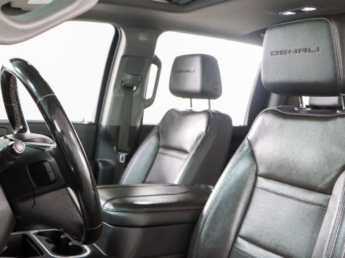 Used 2023 GMC Sierra 2500 Denali w/ Denali Black Diamond Edition image 29