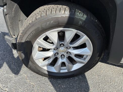 Used 2018 Chevrolet Silverado 1500 LT w/ All Star Edition image 24