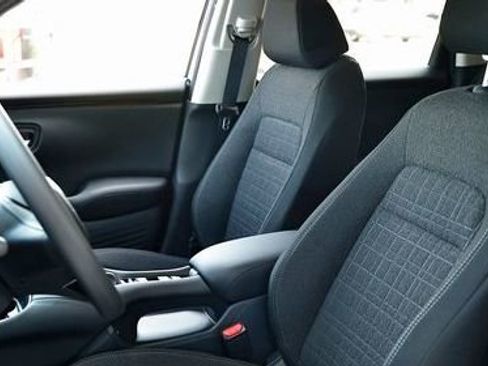 New 2026 Honda HR-V LX image 25