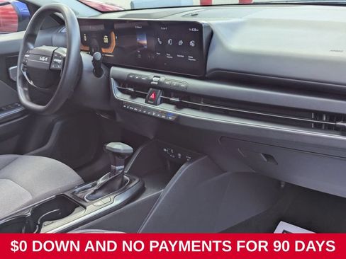 Used 2025 Kia K4 FWD image 31