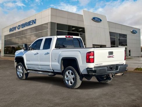 Used 2018 GMC Sierra 2500 SLT image 3