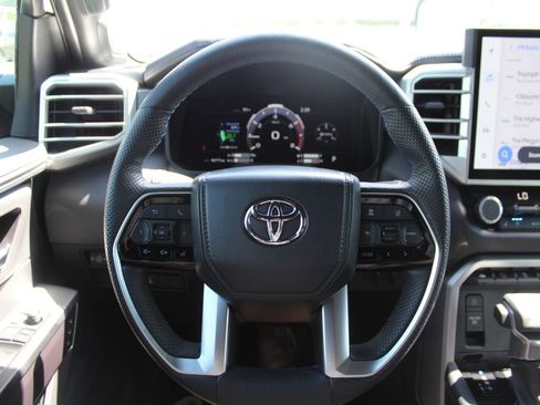 Used 2022 Toyota Tundra Platinum RWD image 16