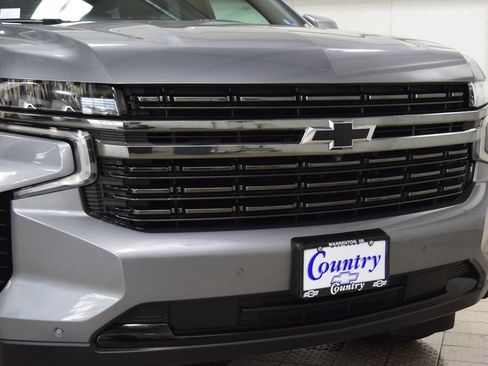 Used 2022 Chevrolet Tahoe RST w/ Sport Performance Package AWD/4WD image 13