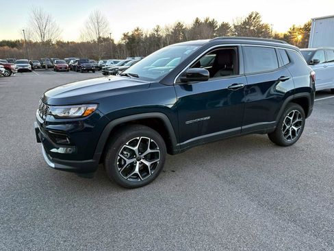 New 2026 Jeep Compass Limited image 4