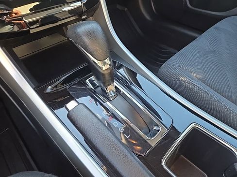 Used 2016 Honda Accord EX image 6