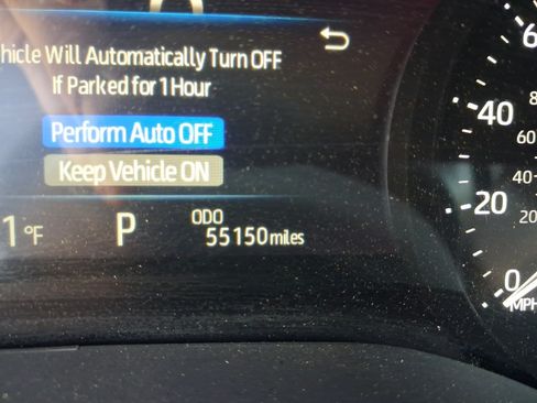 Certified 2025 Toyota Sienna XLE FWD image 17