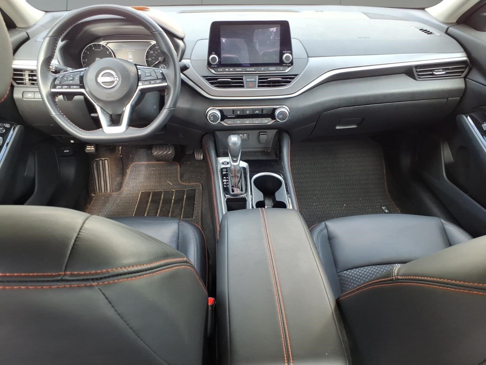 Used 2023 Nissan Altima 2.5 SR FWD image 6