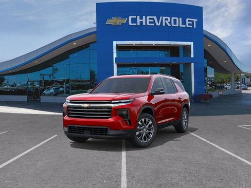 New 2026 Chevrolet Traverse LT w/ Sun and Wheel Package FWD image 36
