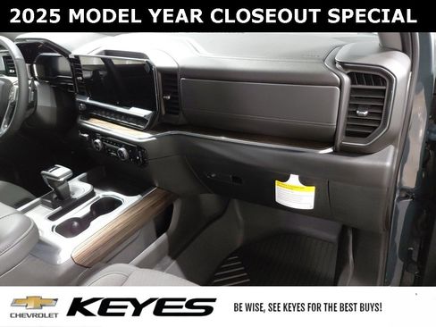New 2025 Chevrolet Silverado 1500 LT image 23