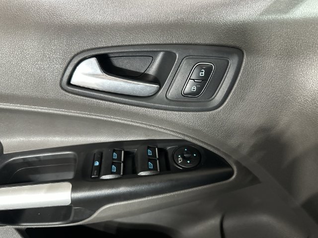 Certified 2020 Ford Transit Connect XLT FWD image 19