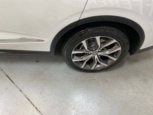 Used 2024 Acura MDX FWD w/ Technology Package image 11