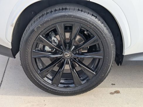 Used 2025 Lexus NX 350 F Sport image 12