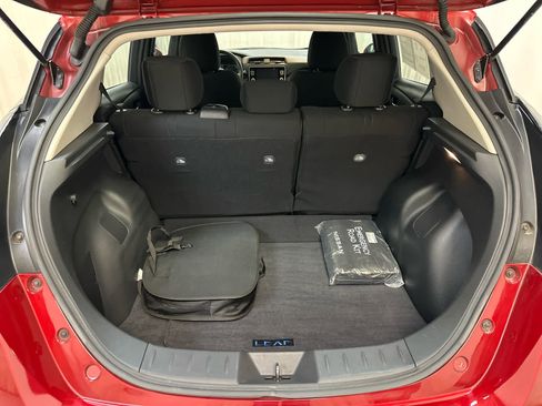 Certified 2023 Nissan Leaf SV Plus image 24