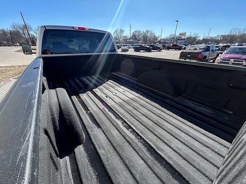 Used 2004 Chevrolet Silverado 3500 4x4 Extended Cab w/ Heavy-Duty Power Package image 52