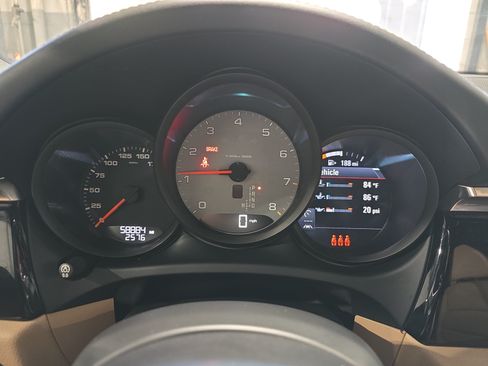 Used 2020 Porsche Macan S AWD/4WD image 19