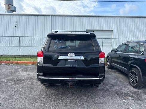 Used 2011 Toyota 4Runner SR5 w/ Premium Pkg w/Leather AWD/4WD image 6