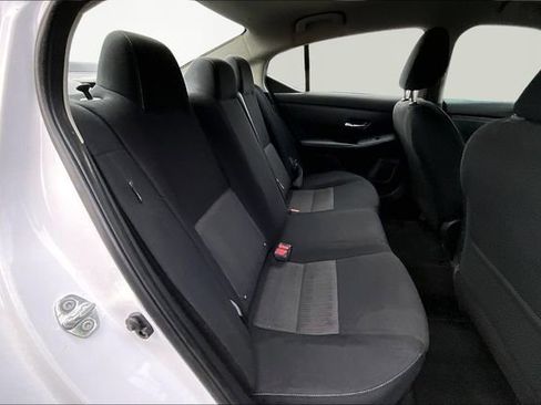 Used 2023 Nissan Sentra SV image 17