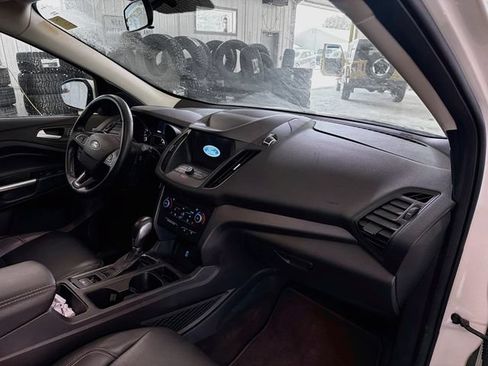 Used 2019 Ford Escape SEL AWD/4WD image 12