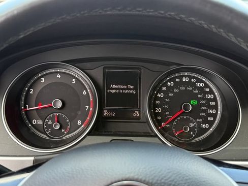Used 2019 Volkswagen Atlas SE w/ Panoramic Sunroof Package FWD image 19