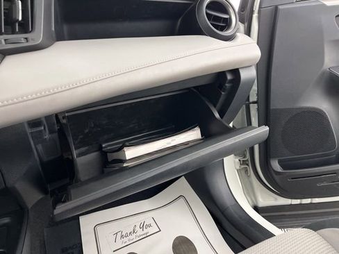 Used 2018 Toyota RAV4 XLE image 38