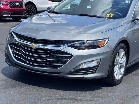 Used 2025 Chevrolet Malibu LT FWD image 34