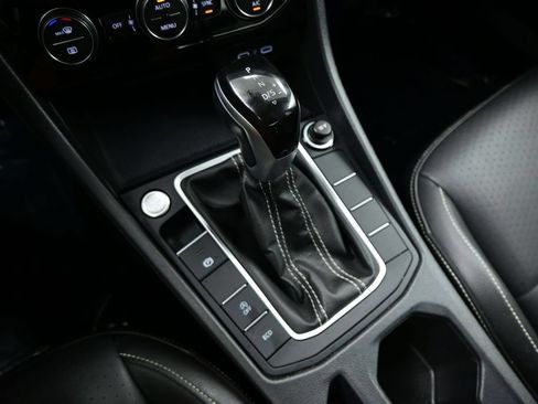 Used 2024 Volkswagen Jetta SE FWD image 20