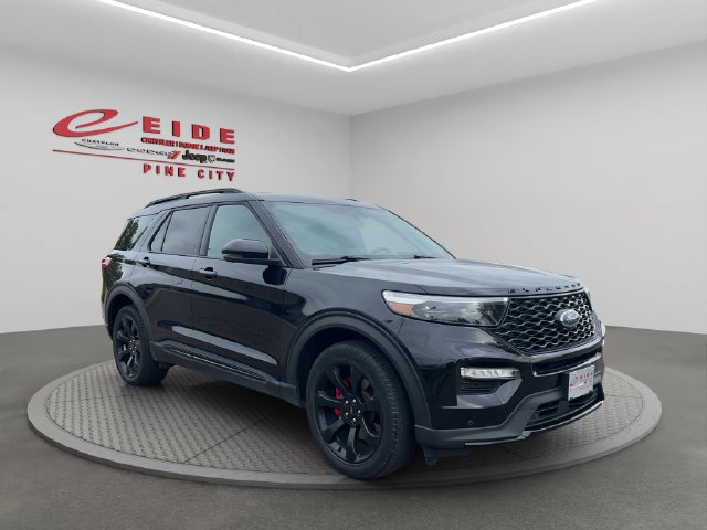 Used 2023 Ford Explorer ST w/ Technology Package AWD/4WD image 12