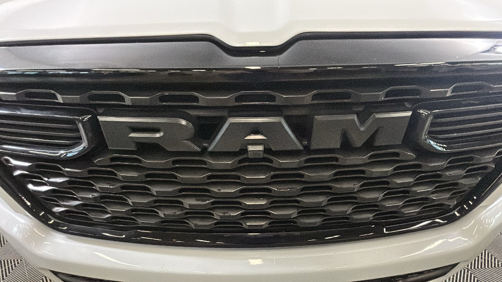 Used 2025 RAM 1500 Tradesman w/ Night Edition AWD/4WD image 10
