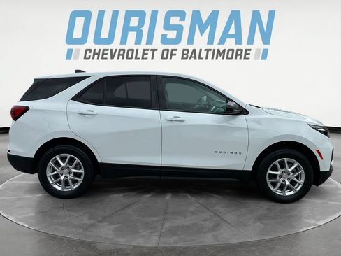 Used 2024 Chevrolet Equinox LS w/ LS Convenience Package AWD/4WD image 7